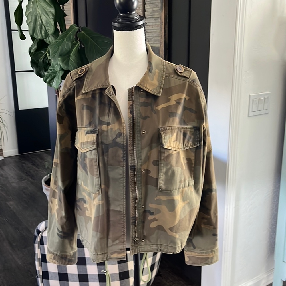 Camo jacket by sanctuary